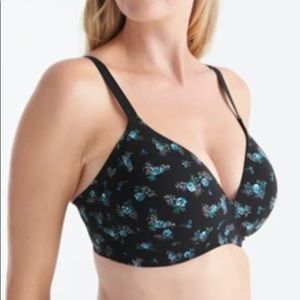 Knix WingWoman Contour Bra
Boudoir Bouquet